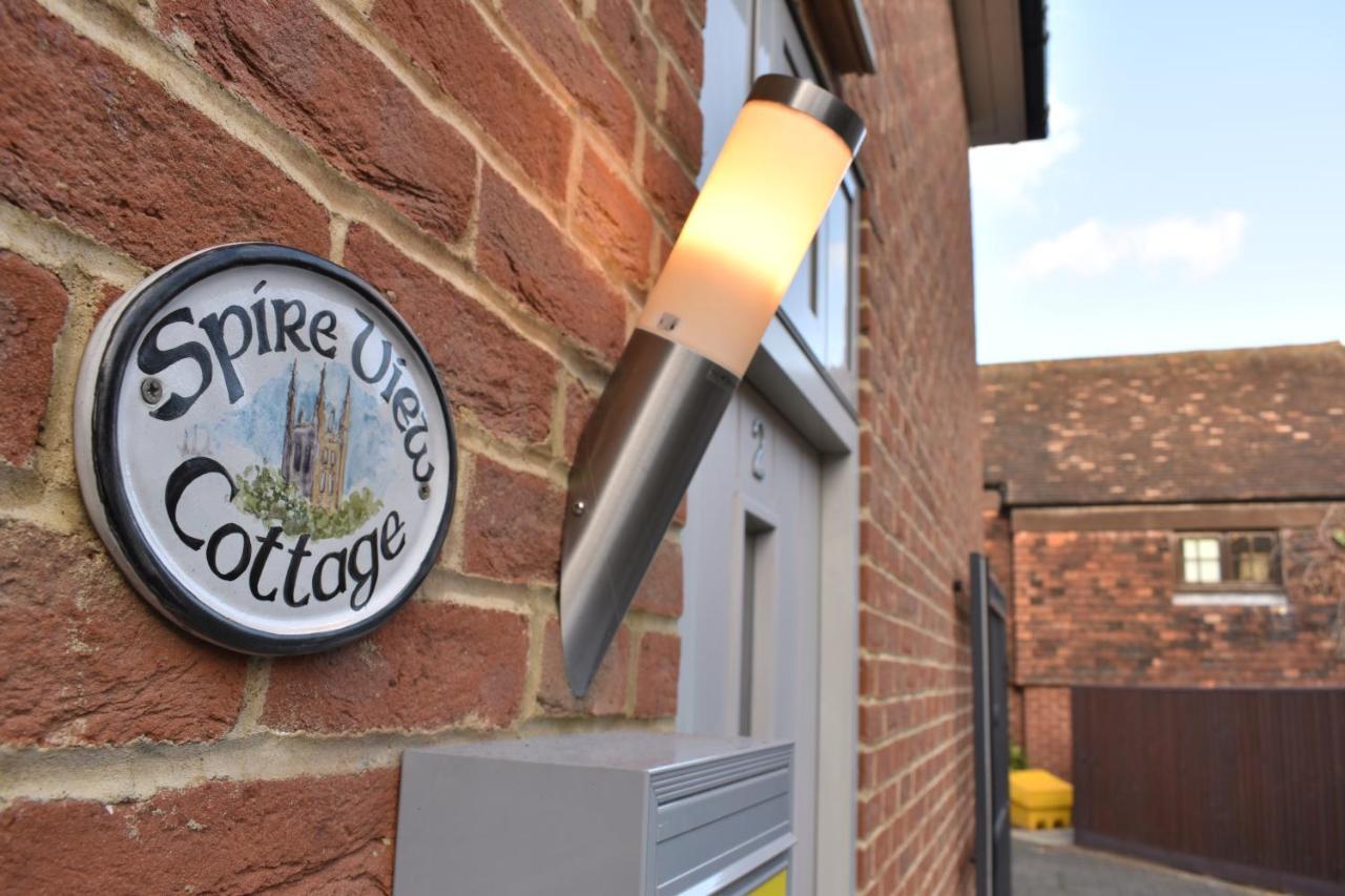Super Funky Spire View Cottage - Free Gated Parking - Ultra Wifi Canterbury Eksteriør billede